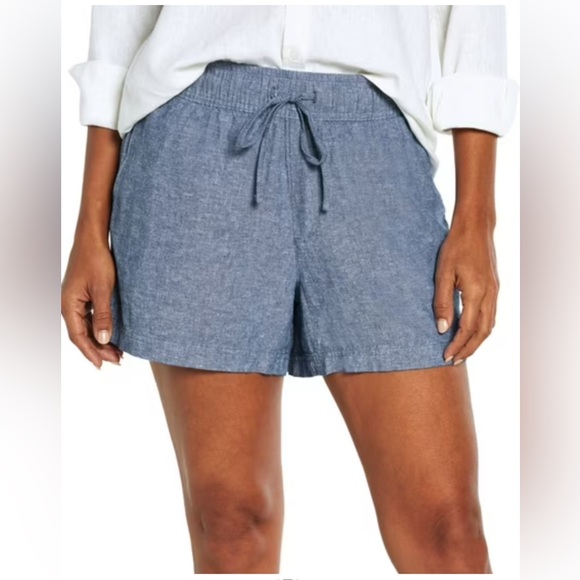 GAP Pants - GAP Women’s Blue Drawstring Linen-Blend Shorts pockets NWOT XL